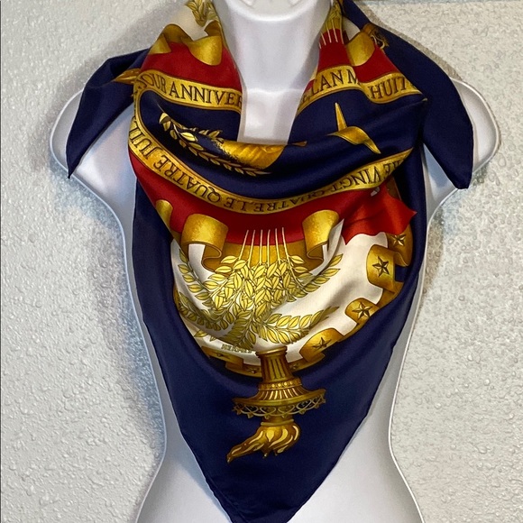 VNTG Hermes 1986 Liberty Centennial Blue and Gold Silk Twill 90CM Scarf - Picture 3 of 12